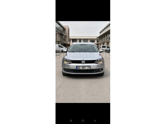 2012 WW JETTA HATASIZ EMSALSİZ -DÜŞÜK KİLOMETRE 176.000 ASKERİ PERSONELDEN CAM GİBİ