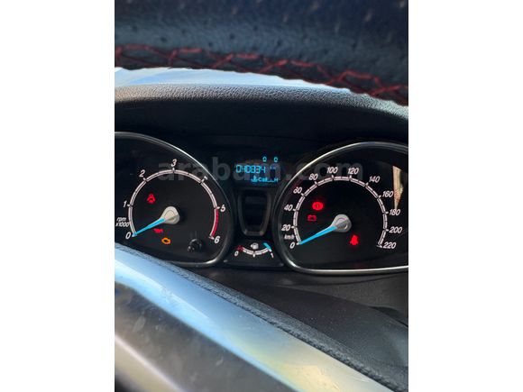 Sahibinden Ford Tourneo Courier 1.5 TDCi Titanium Plus 2022 Model 