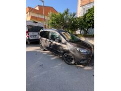 Sahibinden Ford Tourneo Courier 1.5 TDCi Titanium Plus 2022 Model 