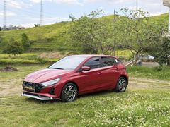 2025 HYUNDAİ İ20STYLE+NAVİGASYON OTOMATİK BOYASIZ GARANTİLİ