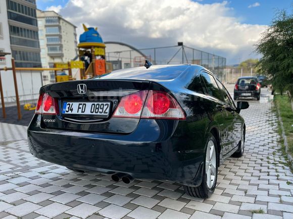 Sahibinden Honda Civic 1.6 Elegance 2008 Model  255.000 km Siyah