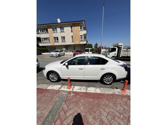 Sahibinden Skoda Octavia 1.6 TDI Style 2016 Model 