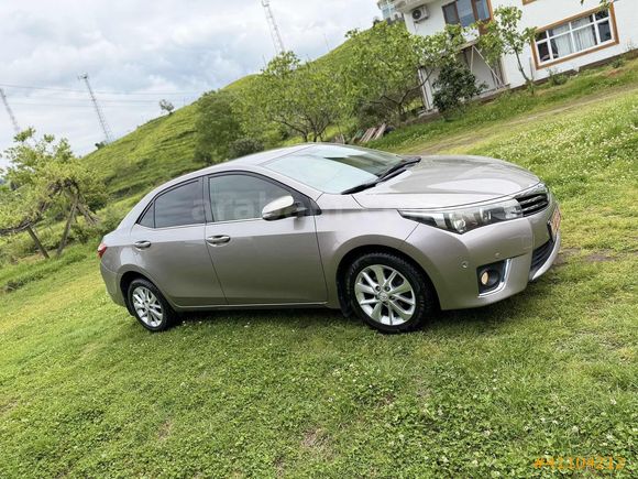 2015 COROLLA PREMİUM OTOMATİK 1.6 SERVİS BAKIMLI FULL DONANIM