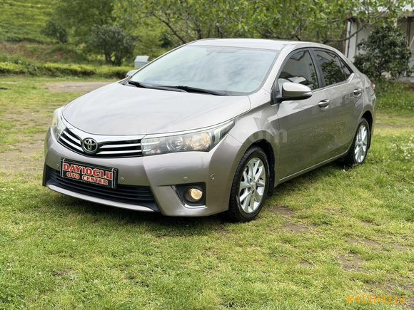 2015 COROLLA PREMİUM OTOMATİK 1.6 SERVİS BAKIMLI FULL DONANIM