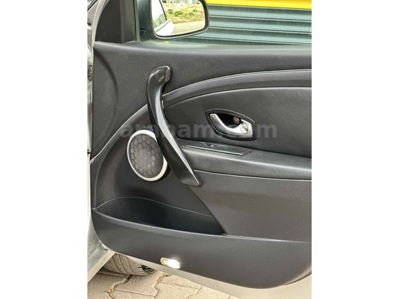 ELİZA’DAN +DOLU PAKET+HASAR KAYITSIZ+RENALUT FLUENCE