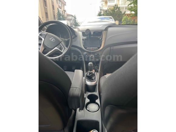 Sahibinden Hyundai Accent Blue 1.6 CRDI Mode Plus 2014 Model Ankara