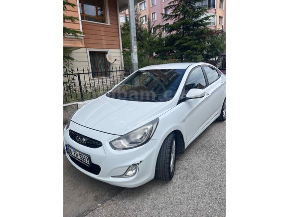Sahibinden Hyundai Accent Blue 1.6 CRDI Mode Plus 2014 Model Ankara