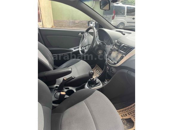 Sahibinden Hyundai Accent Blue 1.6 CRDI Mode Plus 2014 Model Ankara
