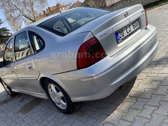Sahibinden Opel Vectra 1.6 GL 2000 Model  320 km Gri (Gümüş)