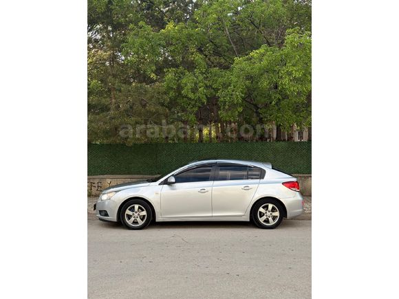 Chevrolet Cruze 1.6 LT Plus 124 HP ÇELİK SIBOP