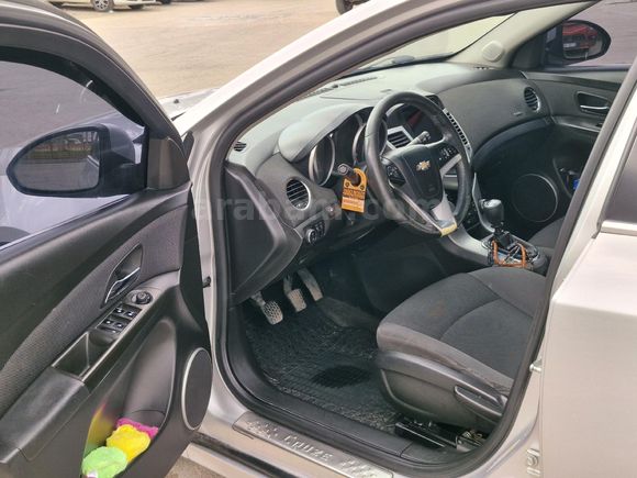Chevrolet Cruze 1.6 LT Plus 124 HP ÇELİK SIBOP