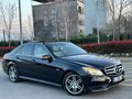 E250 4 MATİK TEK BOYA HARİCİ BOYASIZ CAM TAVAN BEJ FUL+FULL