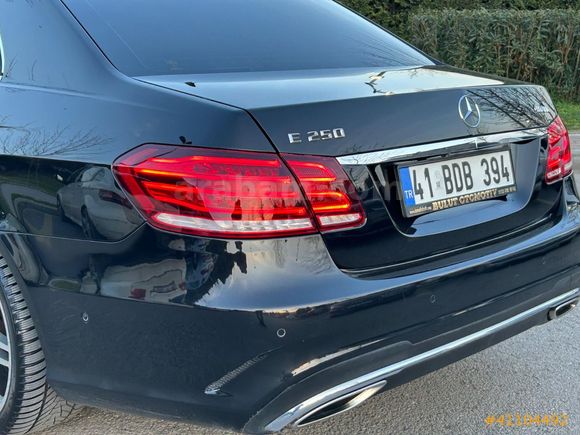 E250 4 MATİK TEK BOYA HARİCİ BOYASIZ CAM TAVAN BEJ FUL+FULL
