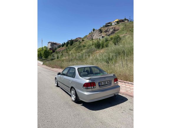 Sahibinden Honda Civic 1.6 i ES 2000 Model 