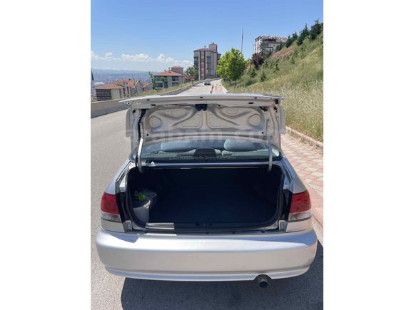 Sahibinden Honda Civic 1.6 i ES 2000 Model 