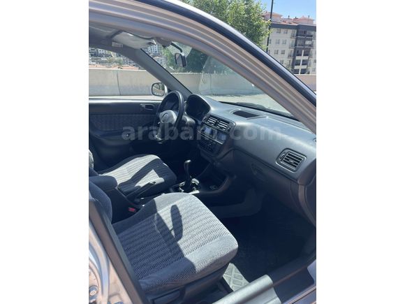 Sahibinden Honda Civic 1.6 i ES 2000 Model 