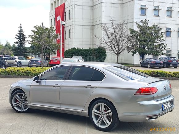 VW PASSAT CAM GİBİ TERTEMİZ CİZİKSİZ
