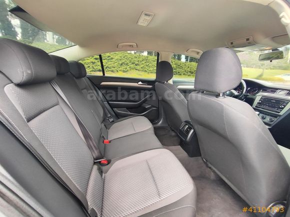 VW PASSAT CAM GİBİ TERTEMİZ CİZİKSİZ