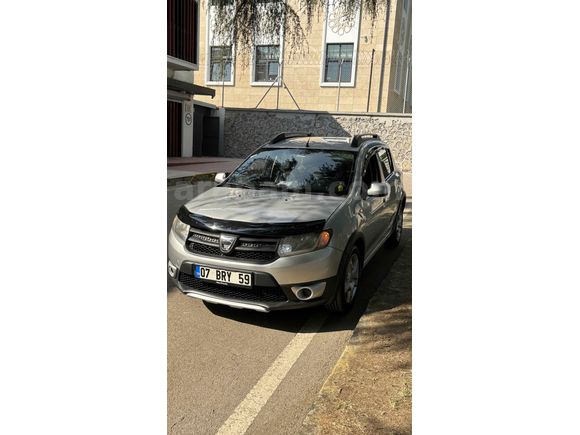 Sahibinden Dacia Sandero 1.5 dCi Stepway 2015 Model 