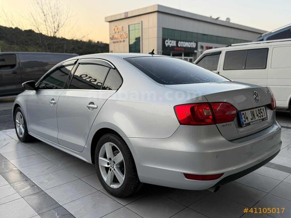 2013 JETTA 1.6 TDİ COMFORTLİNE DSG 112 BİN KM DE HATASIZ
