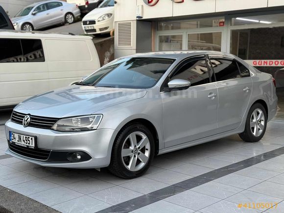 2013 JETTA 1.6 TDİ COMFORTLİNE DSG 112 BİN KM DE HATASIZ