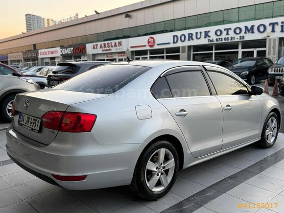 2013 JETTA 1.6 TDİ COMFORTLİNE DSG 112 BİN KM DE HATASIZ