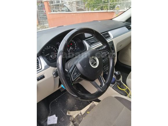 Sahibinden Skoda Rapid 1.6 TDI Active 2013 Model 