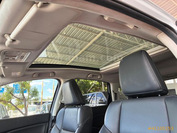 Onur Otomotivden 2015 Honda Crv 1.6i-Dtec Executive 60.000 km'de