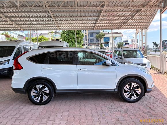 Onur Otomotivden 2015 Honda Crv 1.6i-Dtec Executive 60.000 km'de