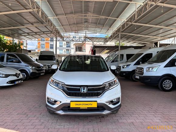 Onur Otomotivden 2015 Honda Crv 1.6i-Dtec Executive 60.000 km'de