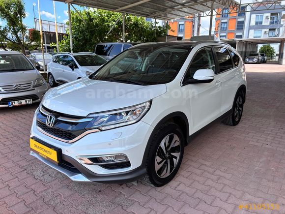 Onur Otomotivden 2015 Honda Crv 1.6i-Dtec Executive 60.000 km'de