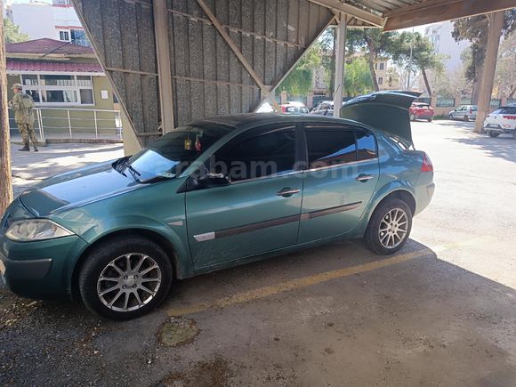Sahibinden Renault Megane 1.5 dCi Dynamique 2006 Model  289.010 km Yeşil