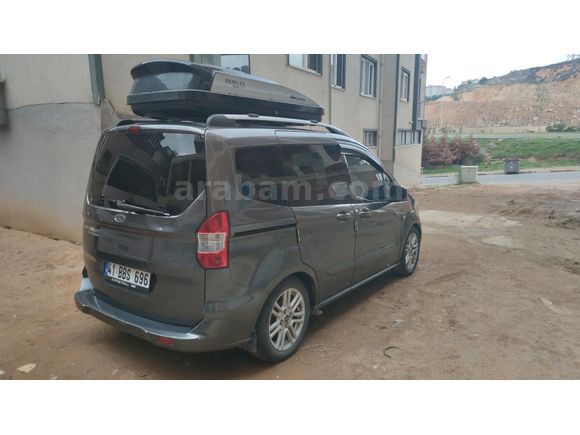 Sahibinden Ford Tourneo Courier 1.6 TDCi Titanium Plus 2016 Model