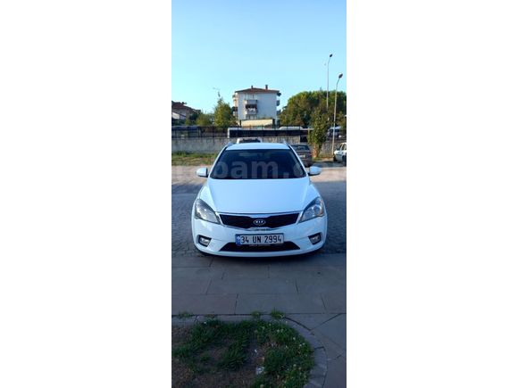 Sahibinden Kia Ceed 1.6 CRDi Concept SW 2011 Model