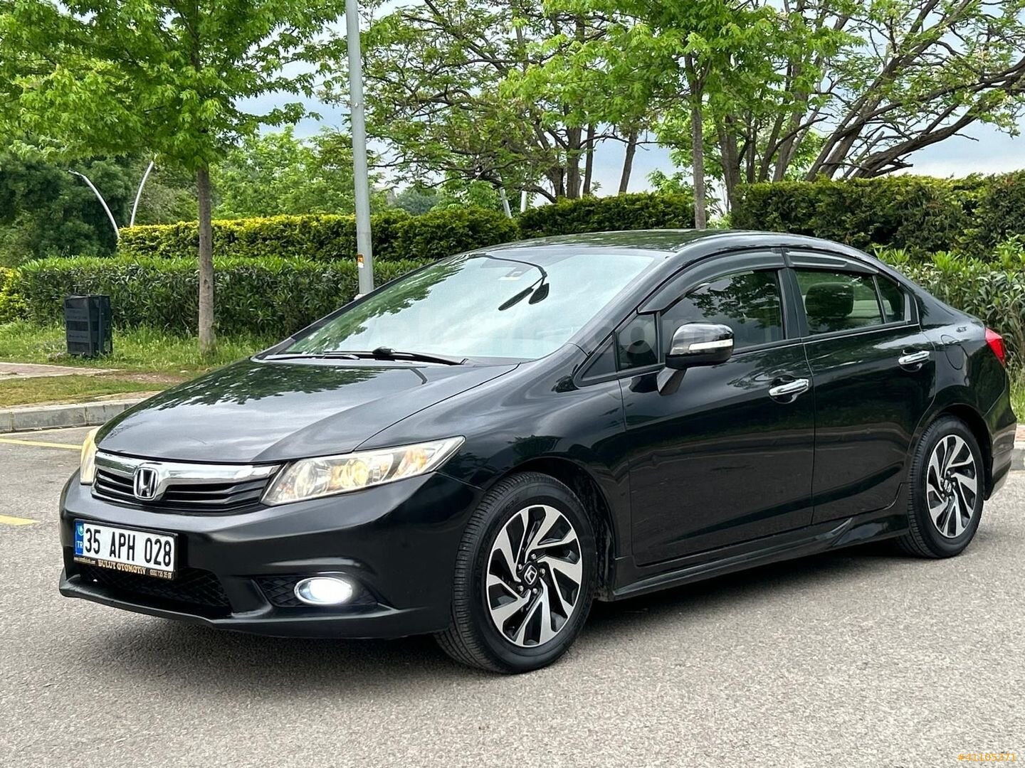 Galeriden Honda Civic 1.6i VTEC Eco Premium 2012 Model Kocaeli 234.000 km Siyah 1
