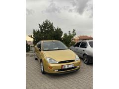 Sahibinden Ford Focus 2.0 Ghia 2001 Model 