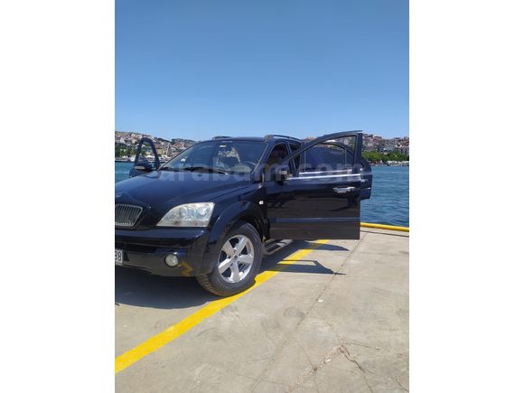 Sahibinden Kia Sorento 2.5 CRDi EX Plus 2006 Model  300.000 km siyah