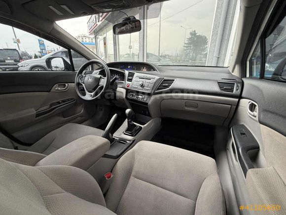 //SAN-CAR//2016 HONDA CİVİC DREAM 1.6 İVTEC