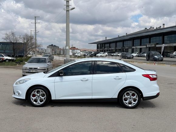 Sahibinden Ford Focus 1.6 TDCi Trend X 2012 Model  252 km Beyaz