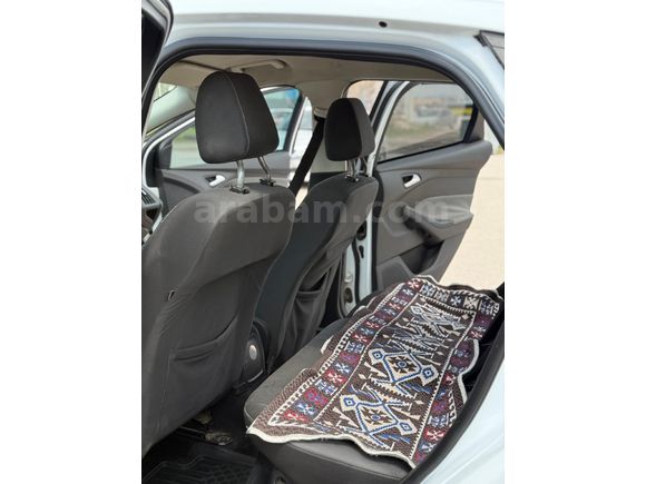Sahibinden Ford Focus 1.6 TDCi Trend X 2012 Model  252 km Beyaz