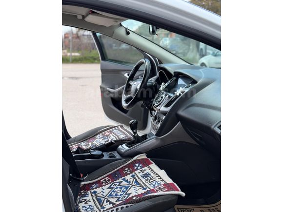 Sahibinden Ford Focus 1.6 TDCi Trend X 2012 Model  252 km Beyaz