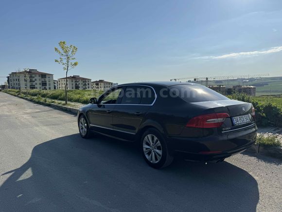 Sahibinden Skoda SuperB 1.6 TDI Elegance 2014 Model 