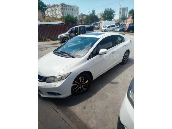 Sahibinden Honda Civic 1.6i VTEC Eco Elegance 2015 Model