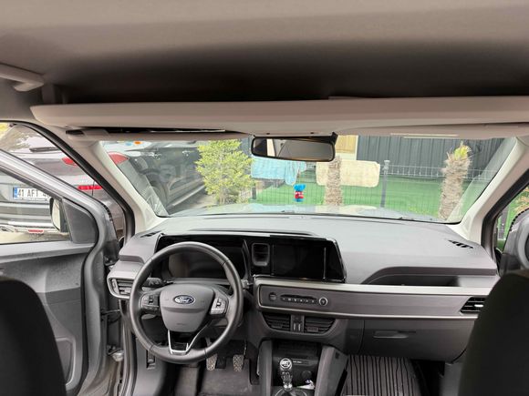 Sahibinden Ford Tourneo Courier 1.5 EcoBlue Titanium 2025 Model Trabzon