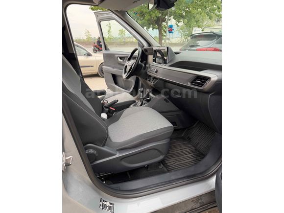 Sahibinden Ford Tourneo Courier 1.5 EcoBlue Titanium 2025 Model Trabzon