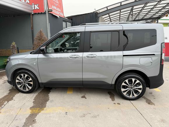 Sahibinden Ford Tourneo Courier 1.5 EcoBlue Titanium 2025 Model Trabzon