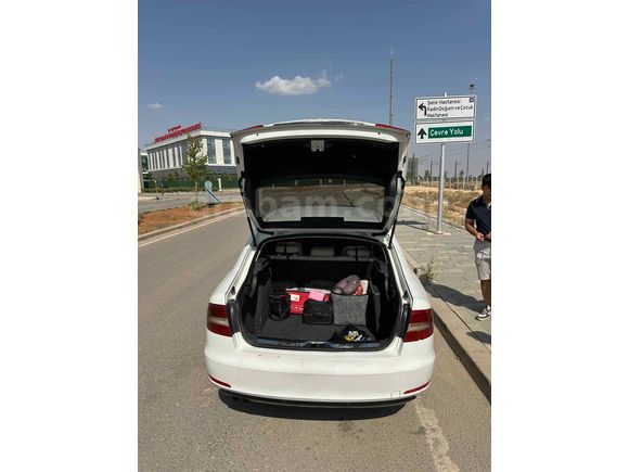 Sahibinden Skoda SuperB 1.6 TDI Elegance 2013 Model 
