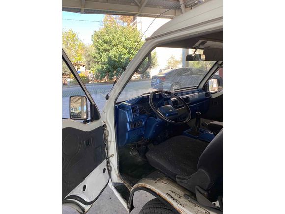 Sahibinden Mitsubishi L 300 Camlı Van 1998 Model 