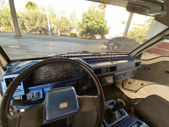 Sahibinden Mitsubishi L 300 Camlı Van 1998 Model 