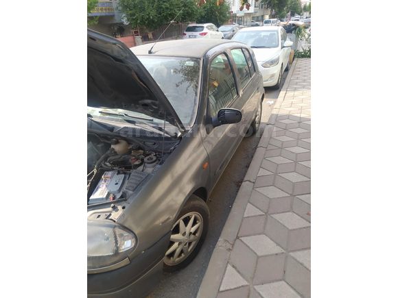 Sahibinden Renault Clio 1.6 RTE 1999 Model